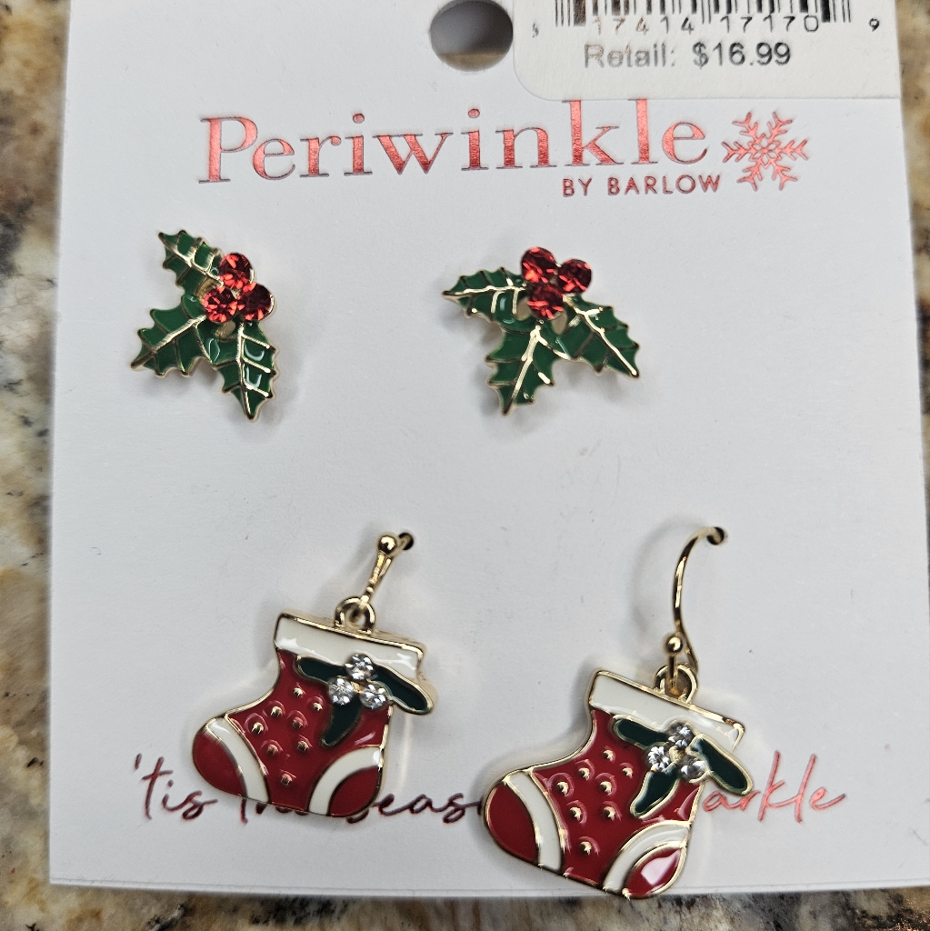218 Christmas Themed 2 Earrings Mistletoe Stocking StudFishhook New 9$